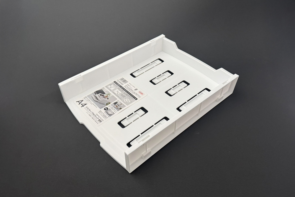 デスクトップA4ラック 縦型（ホワイト）